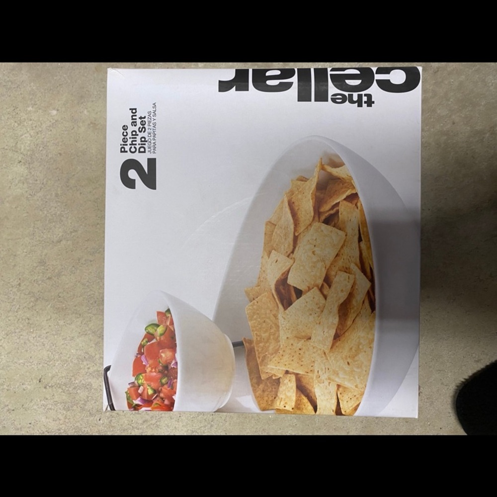 The Cellar White Chip and Dip Set